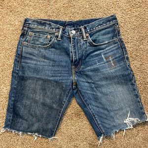 Levi dark cutoff shorts